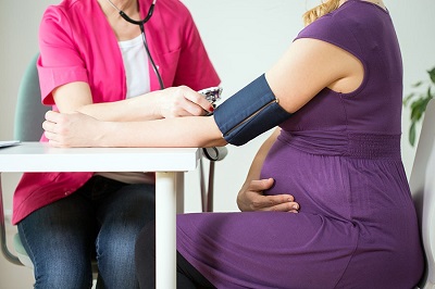Tăng huyết áp thai kỳ - Nguyên nhân triệu chứng và cách điều trị