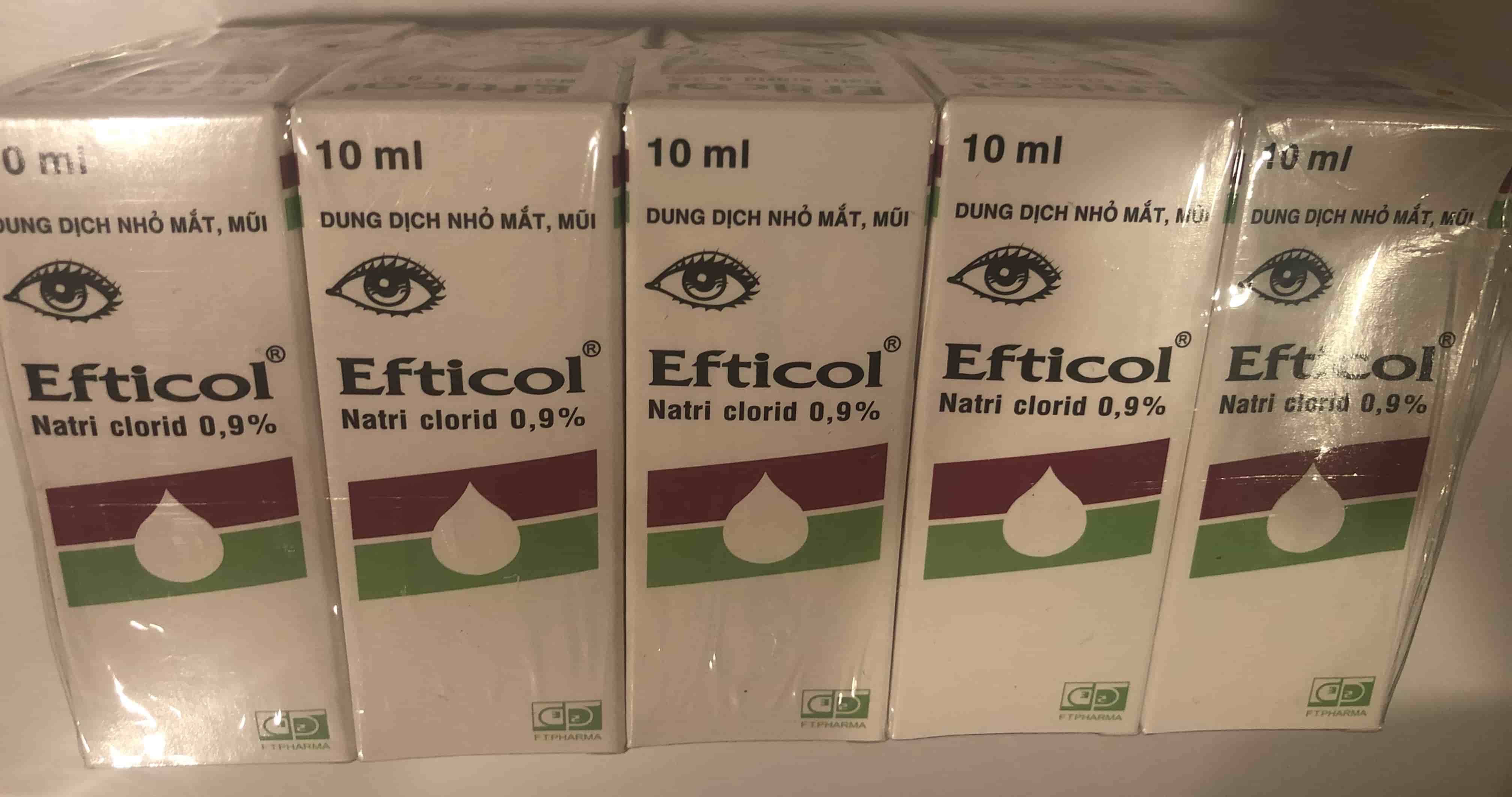 Nước muối sinh lý Nacl 0,9% Mắt mũi Lốc/10 hộp EFTICOL