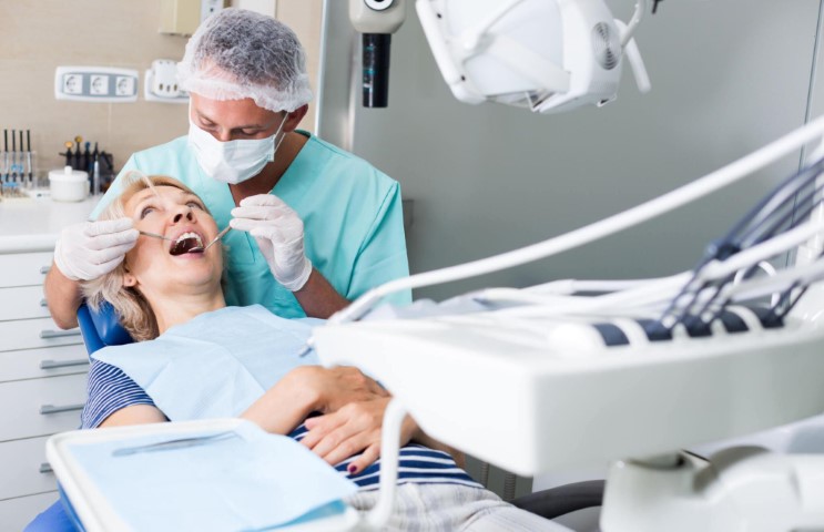 trồng răng implant có nguy hiểm không,trong rang implant co nguy hiem khong